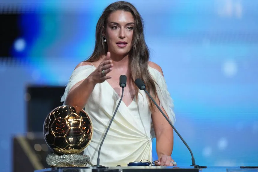 Alèxia Putellas speaks after receiving the Ballon d'Or Féminin for the third time.